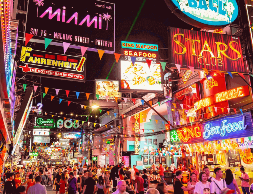 thai-ladyboys-bars-prices-sex-safety-what-to-expect-in-2025